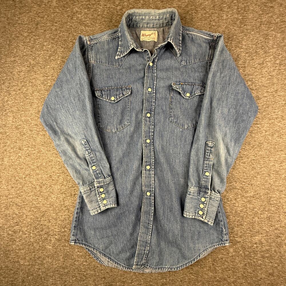 Vintage Wrangler Denim Western Shirt 15-32 USA Pearl Snap Sanforized Long Tail